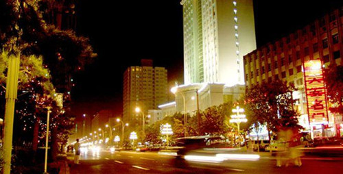 乌市夜景.jpg