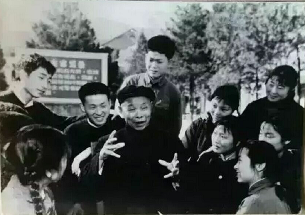 1971老红军李开文讲传统.png