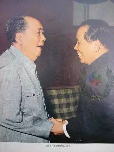 1973年1月毛泽东主席会见来华访问的越南劳动党中央总书记黎笋.jpg