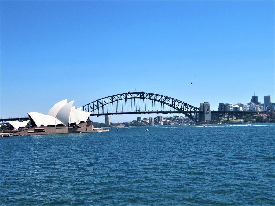 2.澳大利亚悉尼歌剧院与海湾大桥.JPG